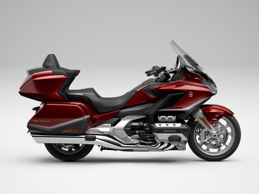 GL1800 Gold Wing Tour / DCT+Airbag