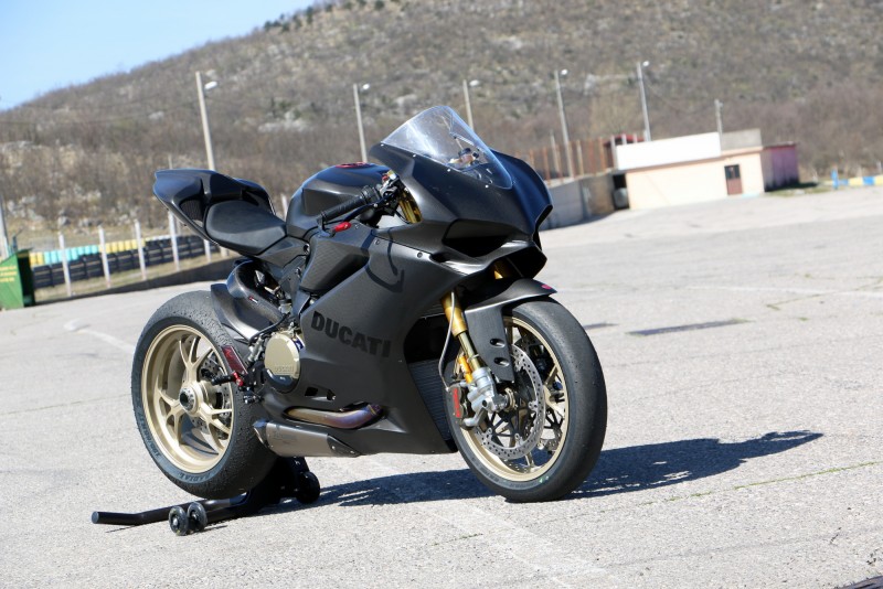 Predelava v Čarman Motosport: Ducati 1299 Panigale S Anniversario